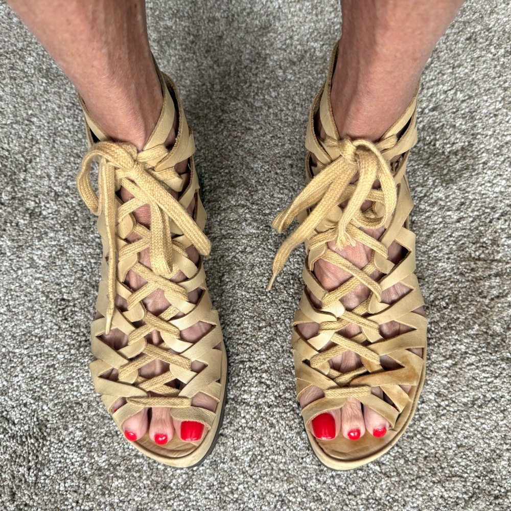 Women's Tan Gladiator Sandals